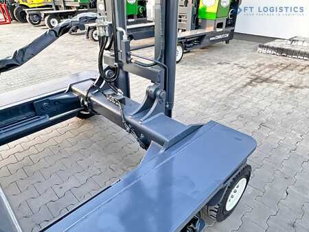 Wózki 4-kierunkowe 2017  Combilift C4000 / LPG / TRIPLEX / FREE LIFT / LIFT HEIGHT 5500MM / LIKE NEW! (25)