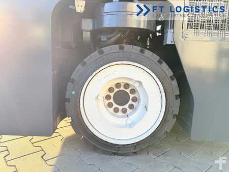 Čtyřcestný vysokozdvižný vozík 2014  Combilift C2500CB | DIESEL | TRIPLEX 5500 | FREE-LIFT | FORK POSITIONER | SIDE SHIFT (25)