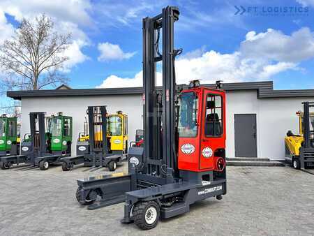 Empilhador Quatro caminhos 2017  Combilift C4000 / TRIPLEX / 9300MM / FREE LIFT / FORK POSITIONER / GAS / CABIN / LIKE NEW (1)
