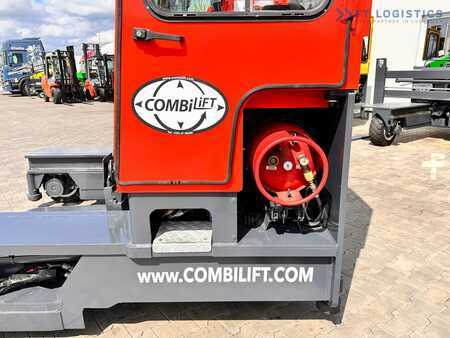 Empilhador Quatro caminhos 2017  Combilift C4000 / TRIPLEX / 9300MM / FREE LIFT / FORK POSITIONER / GAS / CABIN / LIKE NEW (12)
