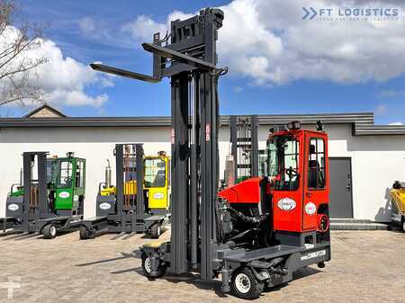 Empilhador Quatro caminhos 2017  Combilift C4000 / TRIPLEX / 9300MM / FREE LIFT / FORK POSITIONER / GAS / CABIN / LIKE NEW (26)