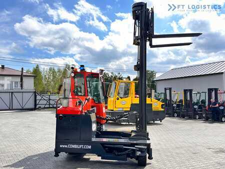 Empilhador Quatro caminhos 2017  Combilift C4000 / TRIPLEX / 9300MM / FREE LIFT / FORK POSITIONER / GAS / CABIN / LIKE NEW (30)