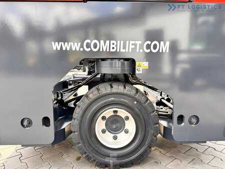Empilhador Quatro caminhos 2017  Combilift C4000 / TRIPLEX / 9300MM / FREE LIFT / FORK POSITIONER / GAS / CABIN / LIKE NEW (32)