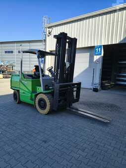 Sähkö - 4 pyör 2022  Cesab B 860 (2)