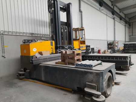 Four-way reachtrucks 2019  Combilift ESL14055 (2)