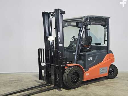 4-wiel elektrische heftrucks 2024  Toyota 8FBMT40 (1)