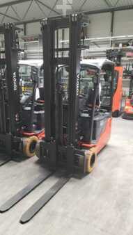 El truck - 3 hjulet 2025  Toyota 8fbe20t (2)