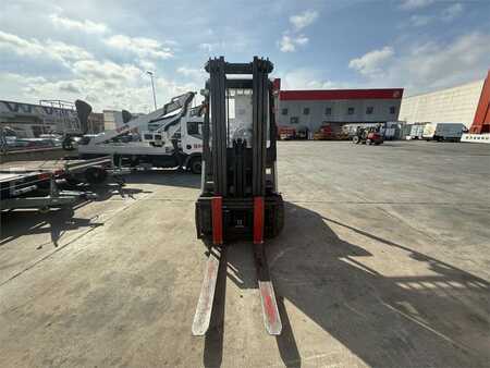 Carrelli elettrici 4 ruote 2015  Unicarriers G1Q2L30Q (2)