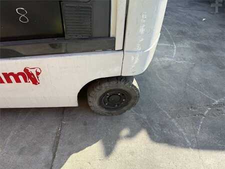 Carrelli elettrici 4 ruote 2015  Unicarriers G1Q2L30Q (6)