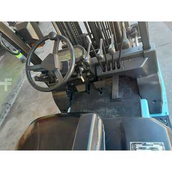 Gas truck 2019  Utilev UT25P (5)
