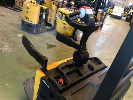 Niederhubwagen - Yale MP20X FBW (5)