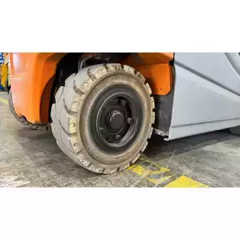 Electric - 4 wheels - Still RX 20-20 P (13)
