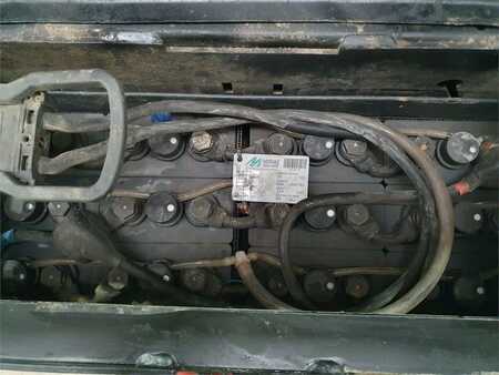 Elektromos emelőkocsik - Yale MP20X FBW (7)