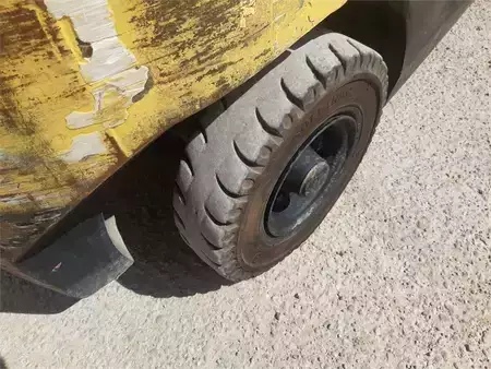 Diesel Forklifts - Hyster H2.5UT (8)