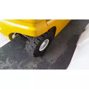 Electric - 4 wheels - Yale ERP25VL (6)