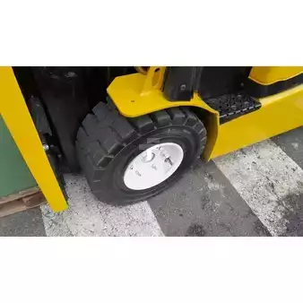 Electric - 4 wheels - Yale ERP25VL (8)
