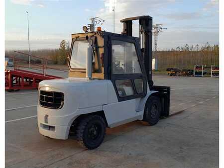 Diesel Forklifts 2014  Nissan F04D50Q (8)