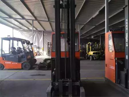 Retraky - Toyota RRE160MC (2)
