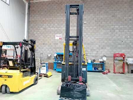 Carrelli retrattili 2019  Hyster R1.6 (2)