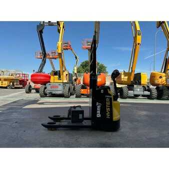 Apilador eléctrico - Hyster P2.0 (3)