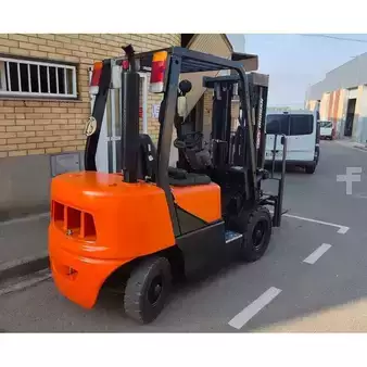 Gas gaffeltruck - Doosan 2016 DOOSAN D25G (5)