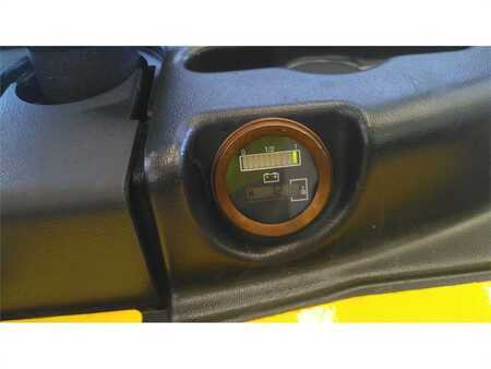 Transpaleta eléctrica - Hyster P2.0S FBW (6)