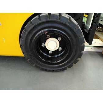 Pozostałe 2017  Yale ERP16VT MWB (8)