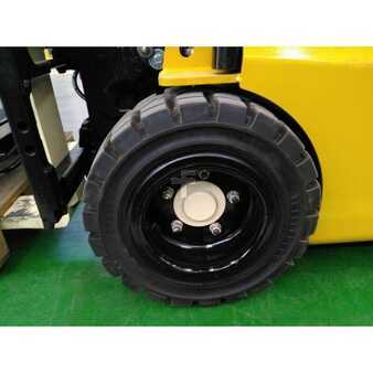 Pozostałe 2017  Yale ERP16VT MWB (9)