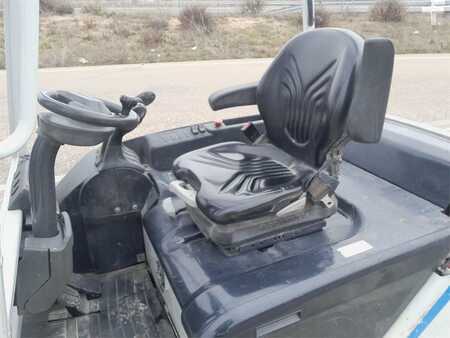 Carrelli elettrici 4 ruote - Unicarriers JAG2N1L18Q (5)