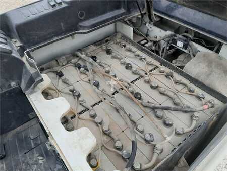 Carrelli elettrici 4 ruote - Unicarriers JAG2N1L18Q (6)