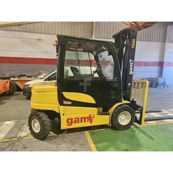 Electric - 4 wheels - Yale ERP50VM (2)