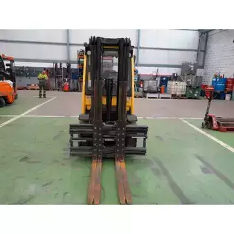 Carrelli elevatori diesel 2019  Hyster 2019 HYSTER H2.5FT (2)