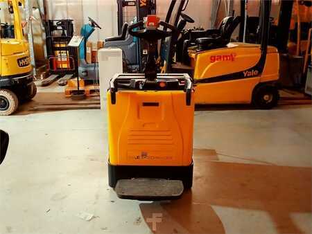 Wózki niskiego podnoszenia 2018  Yale MP20X FBW (4)