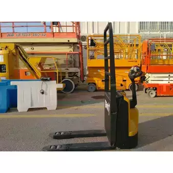 Niederhubwagen - Yale MP16 (1)