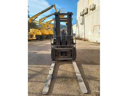Dieselstapler - Nissan FGD02A30Q (1)