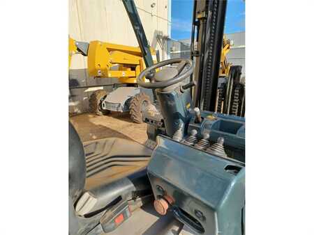 Dieselstapler - Nissan FGD02A30Q (6)