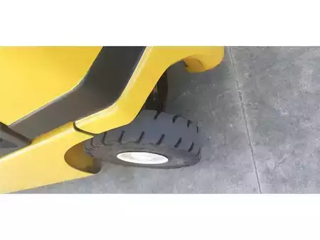 Dieselový VZV - Yale GDP20VX (8)