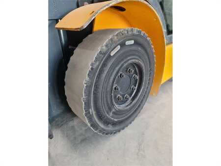 Dieseltruck - Jungheinrich DFG320S (15)