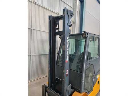 Dieseltruck - Jungheinrich DFG320S (9)