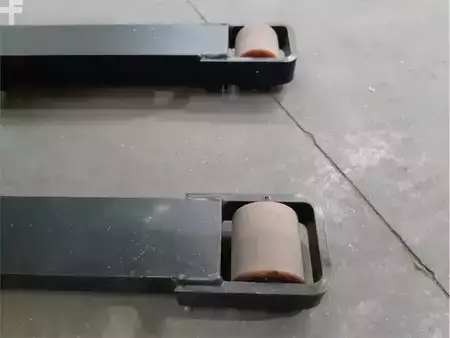 Apilador eléctrico - Yale MS10E (6)