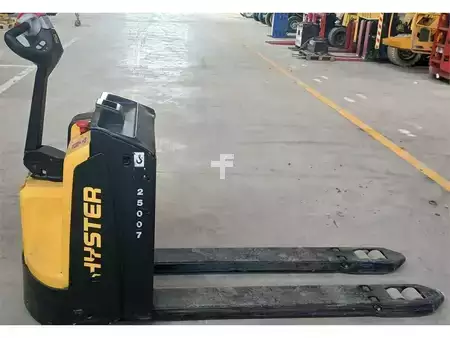Ruční paletový vozík - Hyster P2.0 (3)
