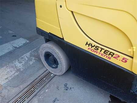Dieselový VZV - Hyster H2.5FT (8)