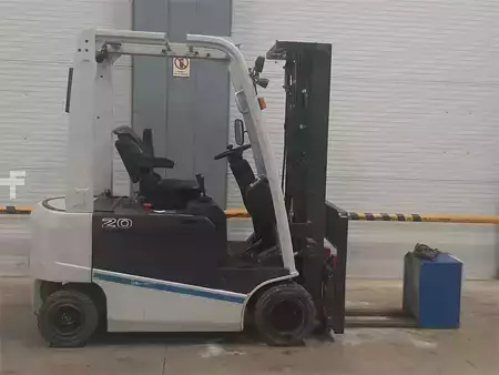 Eléctrica de 4 ruedas - Unicarriers JAG1N1L20Q (3)