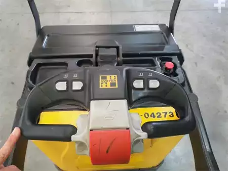 Transpaleta eléctrica - Hyster P2.0S FBW (8)