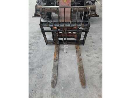 Telescopic forklift rigid - JLG 4013W (12)