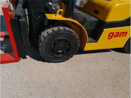 Diesel Forklifts - Yale GDP 45 SVX5 (10)