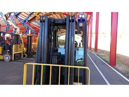 Chariots électriques à 4 roues 2019  Yale ERP25VL (5)