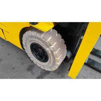 Electric - 4 wheels - Yale ERP 16 VF LWB (14)