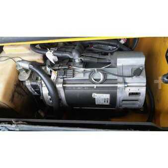 Electric - 4 wheels - Yale ERP 16 VF LWB (17)
