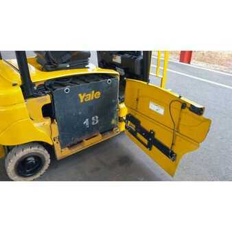 Electric - 4 wheels - Yale ERP 16 VF LWB (19)